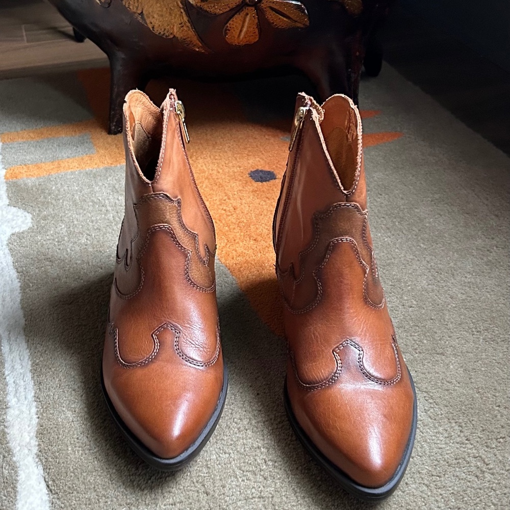 PIKOLINOS Western Style Ankle Boot Almost New 36